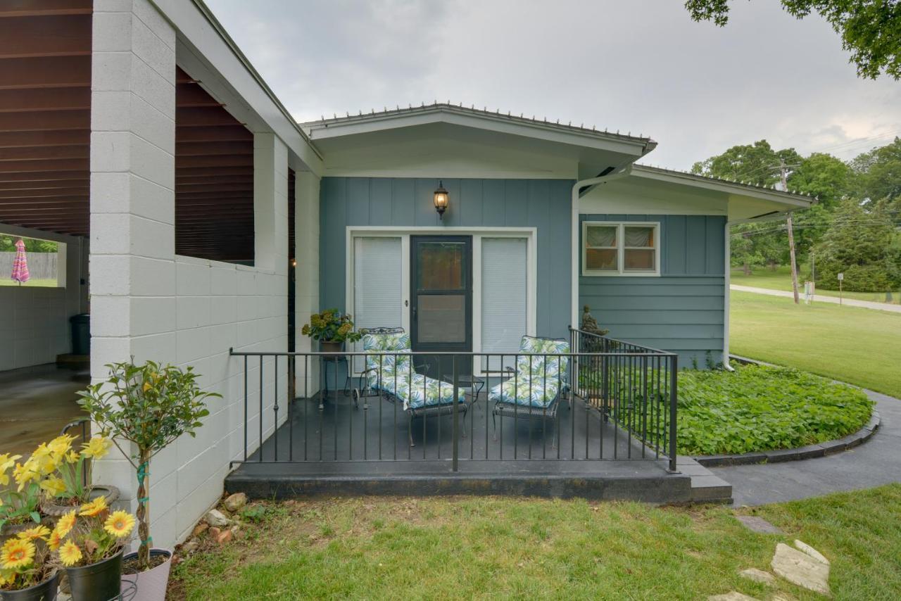 Bright Springfield Home Walk To Nature Center! Exteriör bild